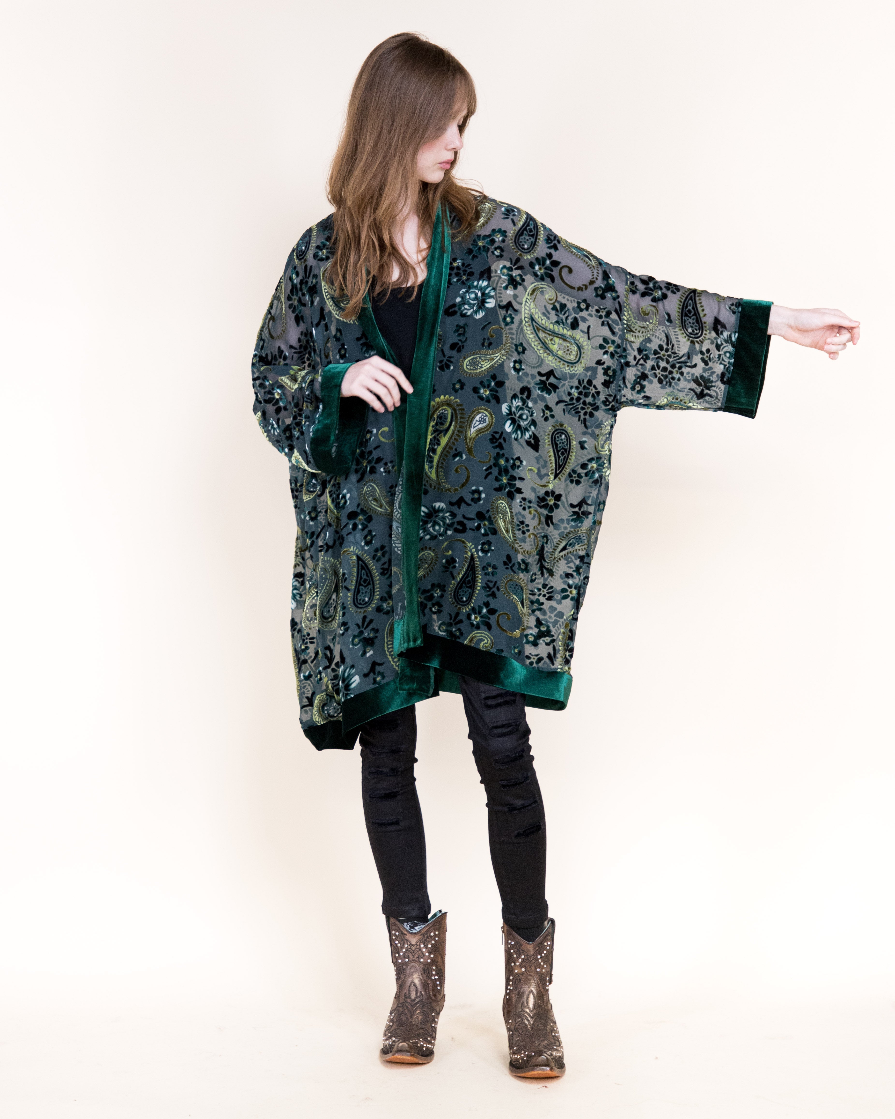 Luxe Velvet Flowers and Paisley Burn-Out Kimono - BLACK (OS) (Pack of 6)