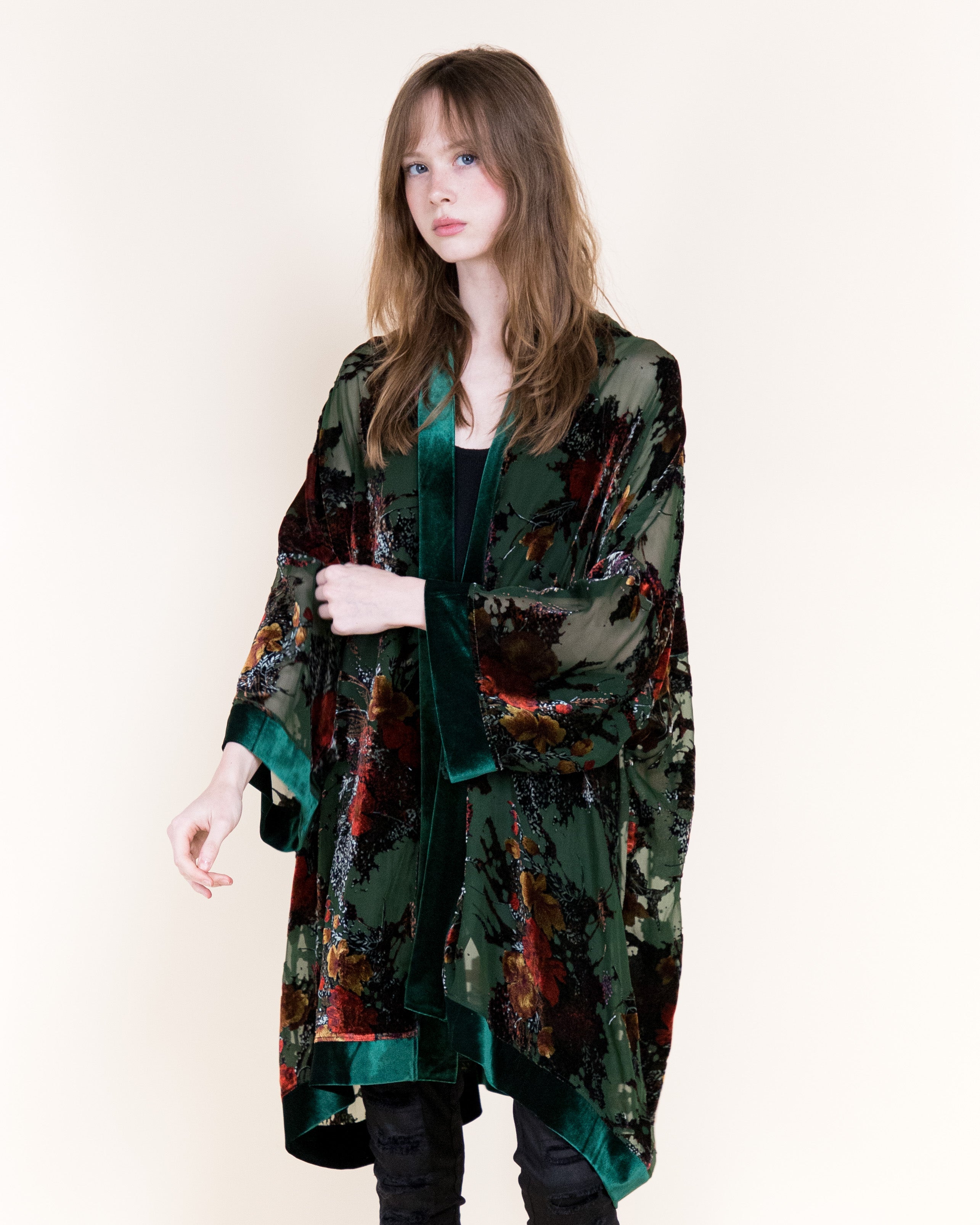 Luxe Velvet Floral Bunches Burn-Out Kimono - GREEN (OS) (Pack of 6)