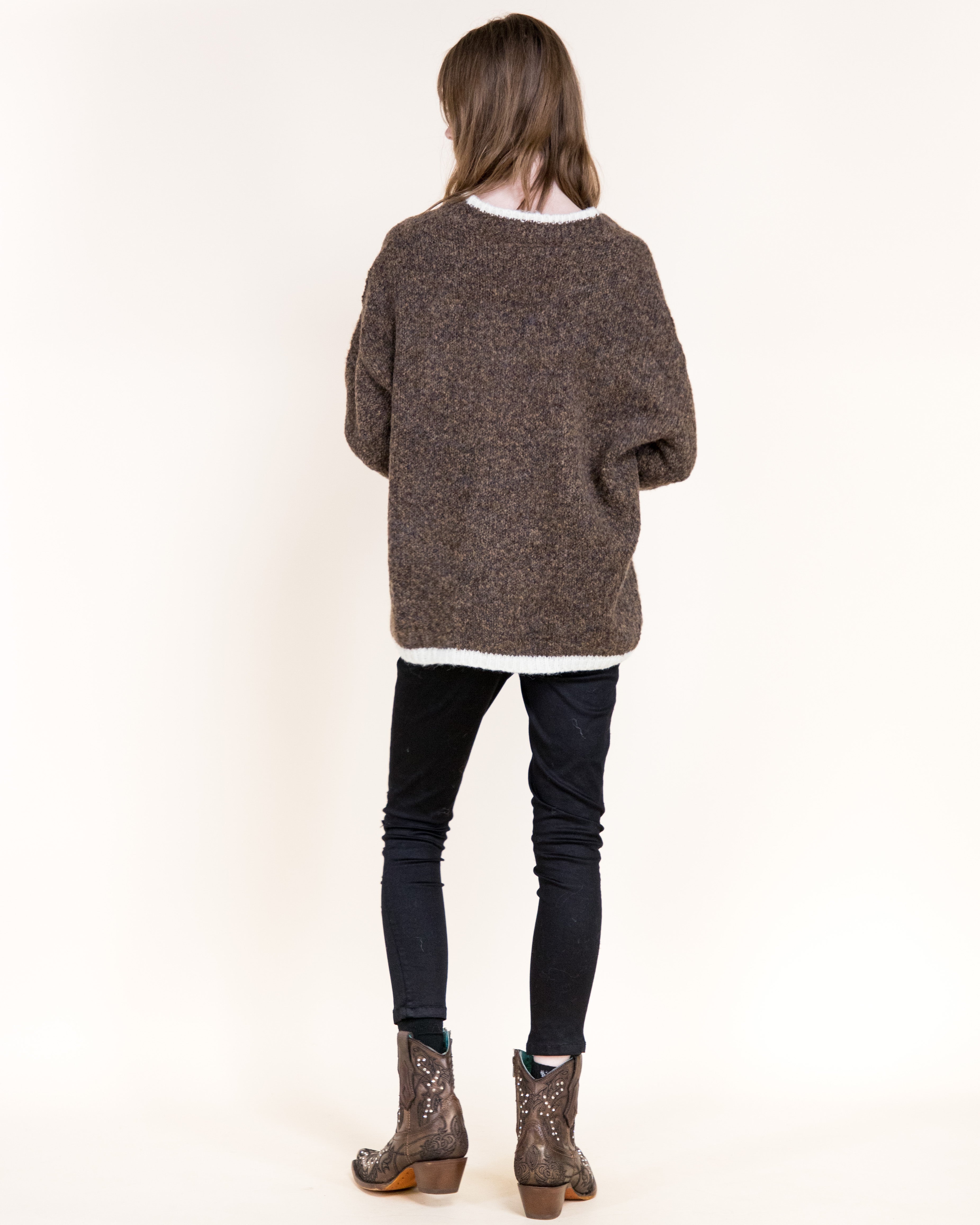 Contrast Hem V-Neck Wool Blend Weekend Sweater-WHITE (S/M, L/XL) (Pack of 6)