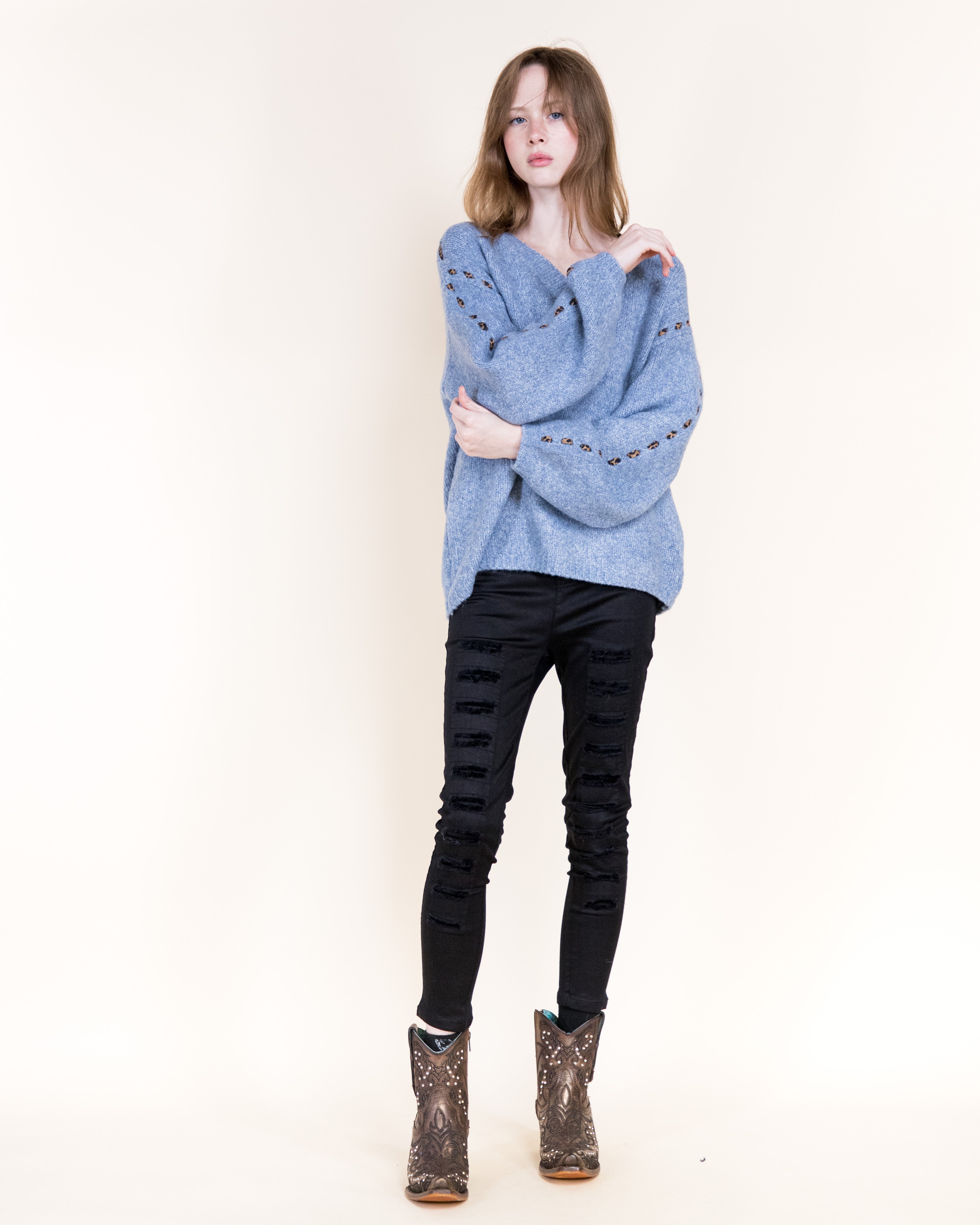 Deep V-Neck Leopard Stitch Weekend Sweater-BEIGE (S/M, L/XL) (Pack of 6)