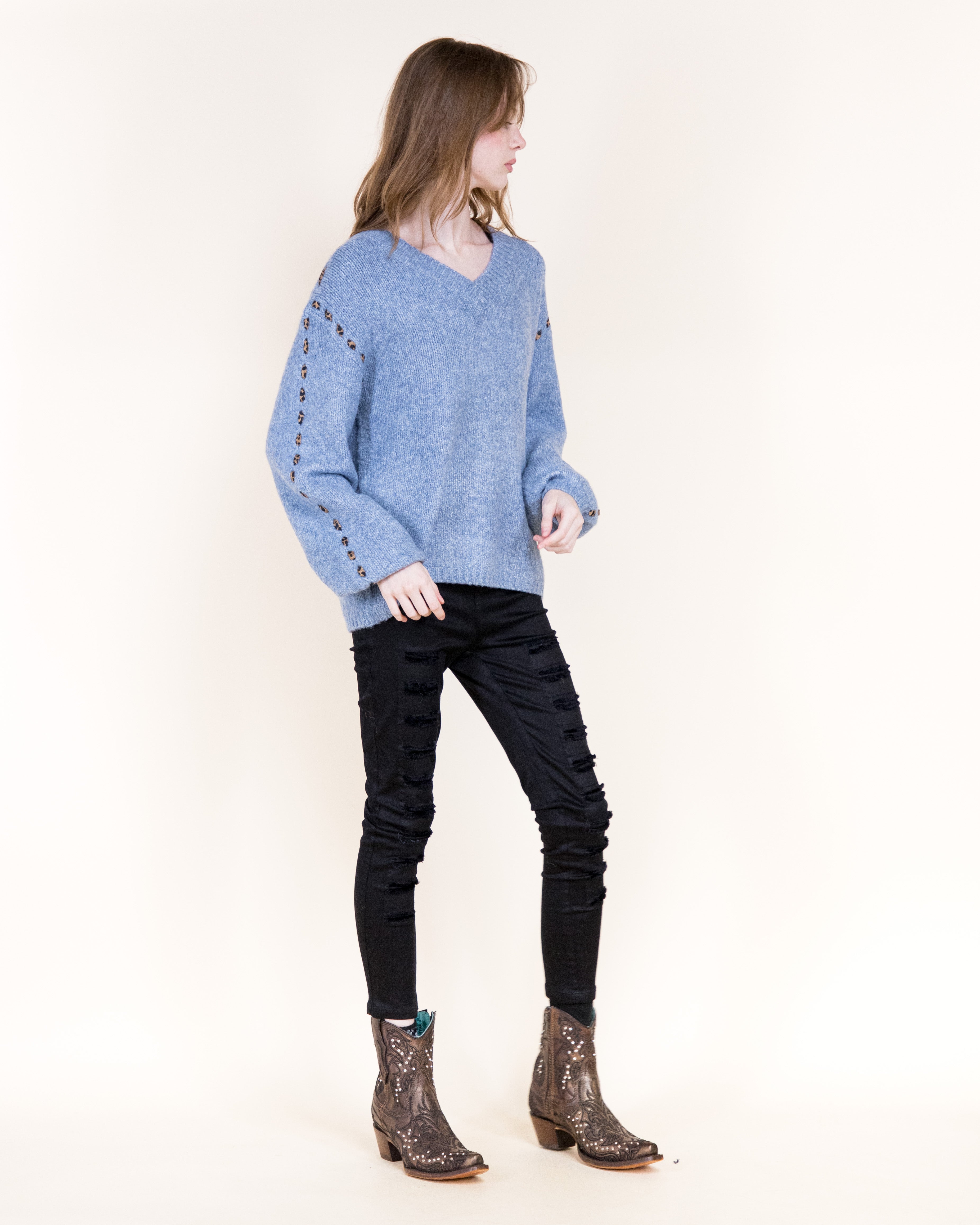 Deep V-Neck Leopard Stitch Weekend Sweater-BEIGE (S/M, L/XL) (Pack of 6)