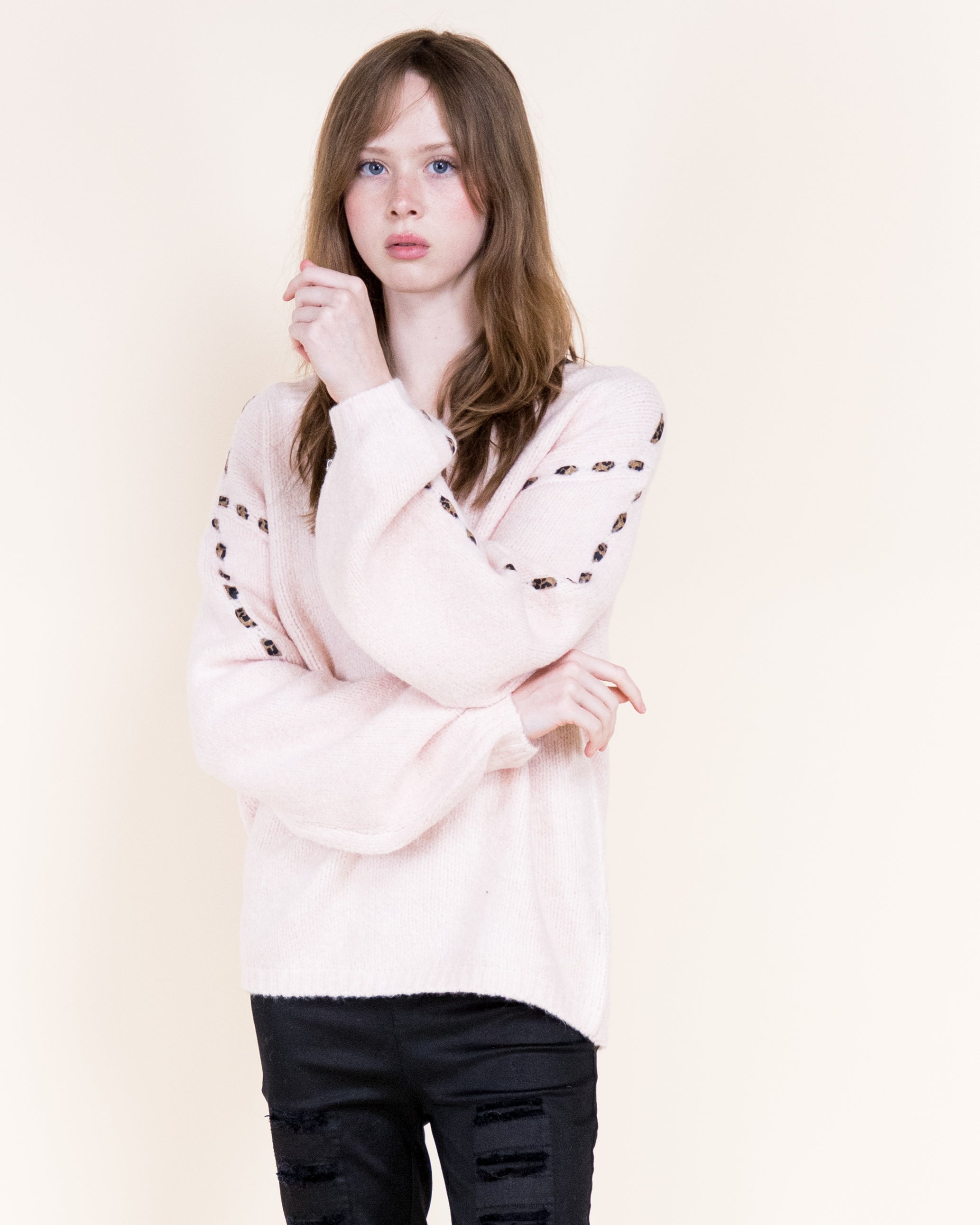 Deep V-Neck Leopard Stitch Weekend Sweater-BEIGE (S/M, L/XL) (Pack of 6)