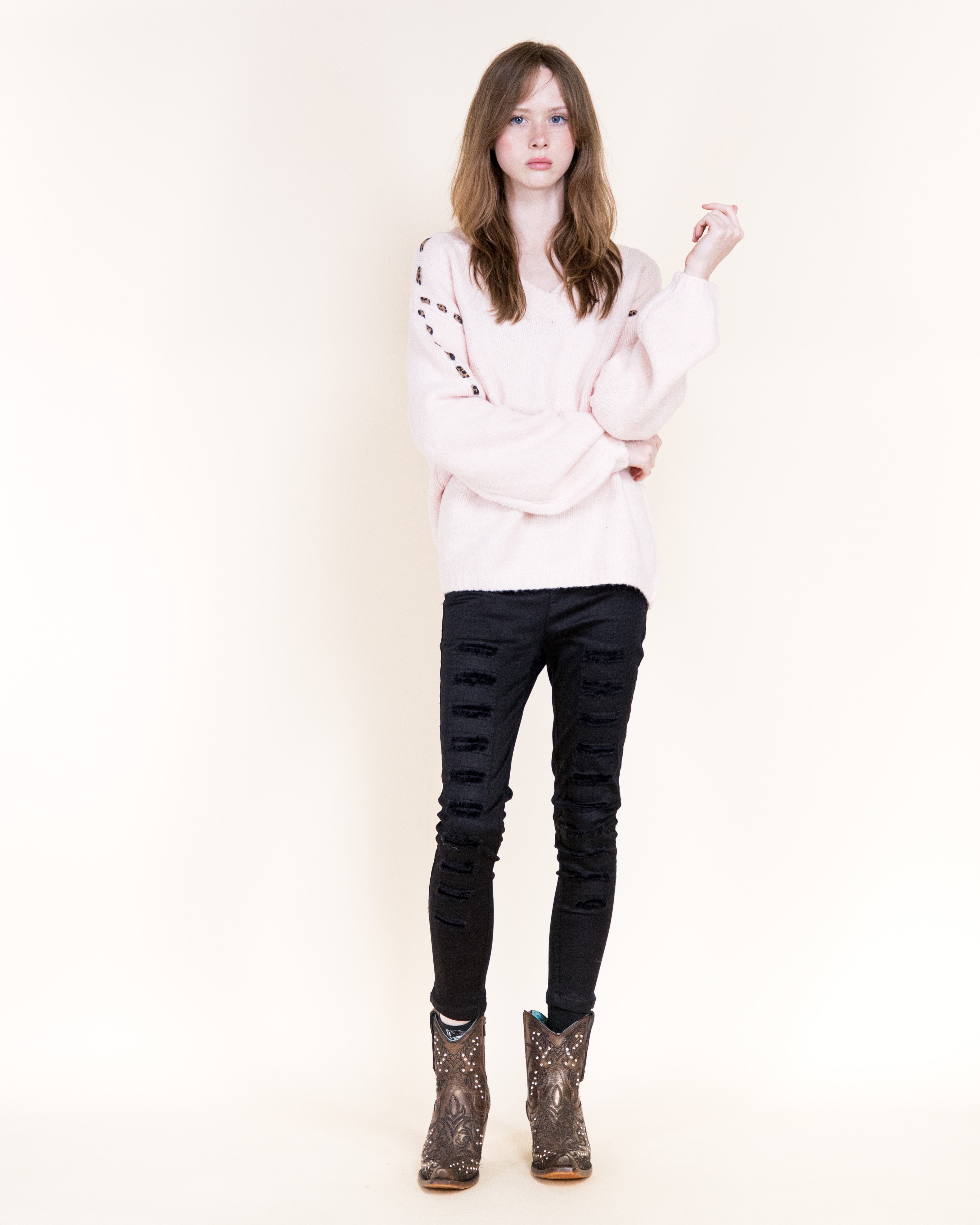 Deep V-Neck Leopard Stitch Weekend Sweater-BEIGE (S/M, L/XL) (Pack of 6)