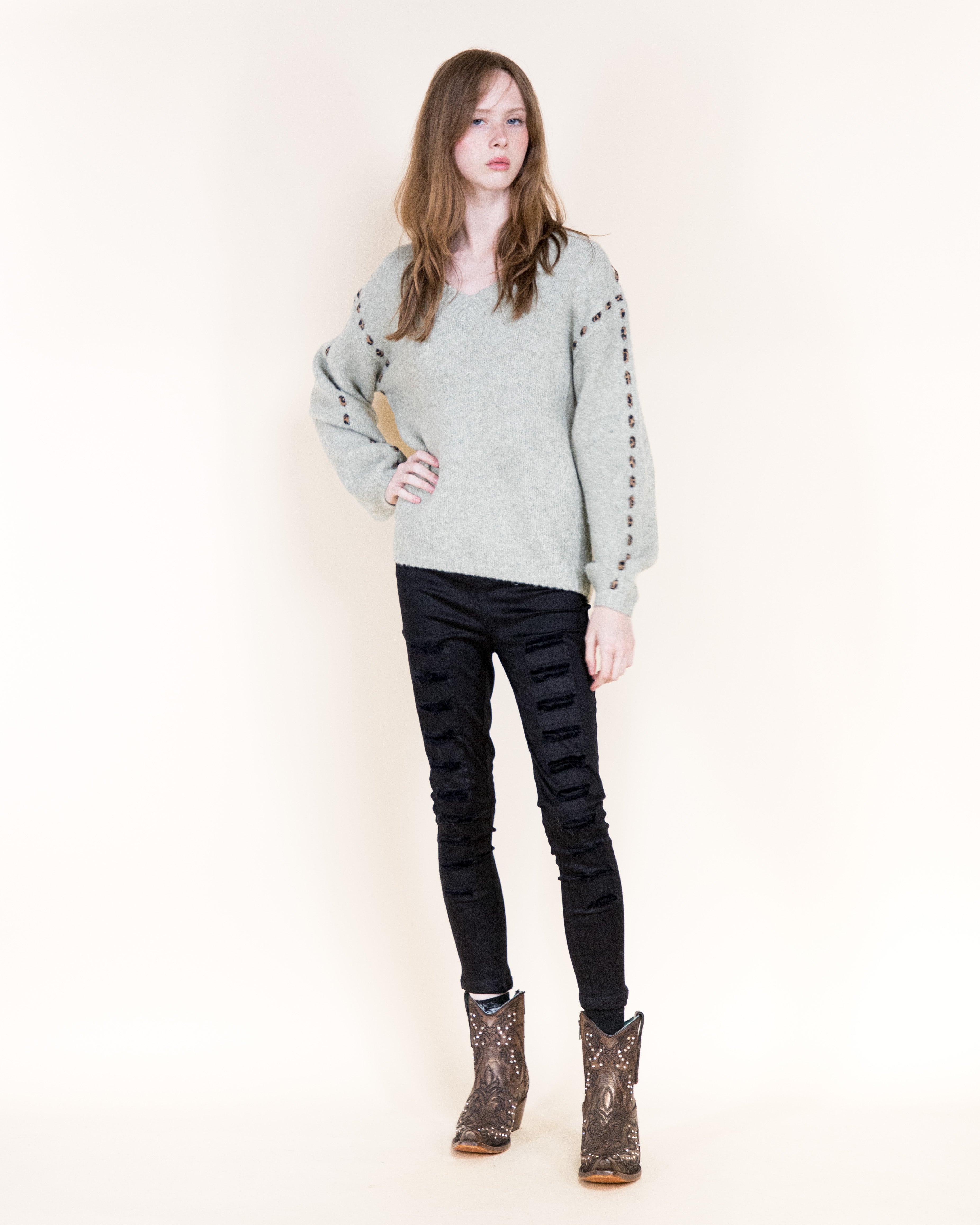 Deep V-Neck Leopard Stitch Weekend Sweater-BEIGE (S/M, L/XL) (Pack of 6)