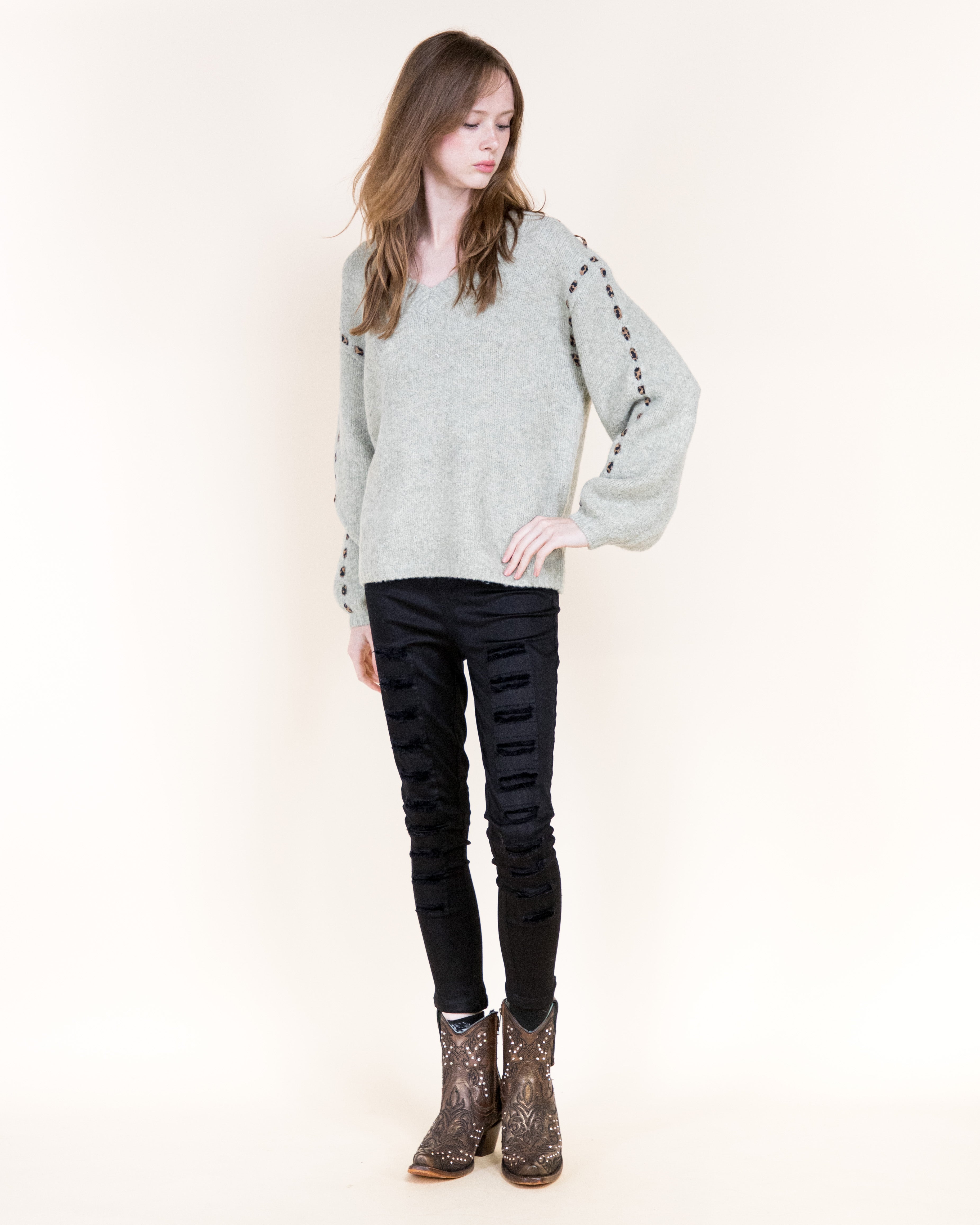 Deep V-Neck Leopard Stitch Weekend Sweater-BEIGE (S/M, L/XL) (Pack of 6)
