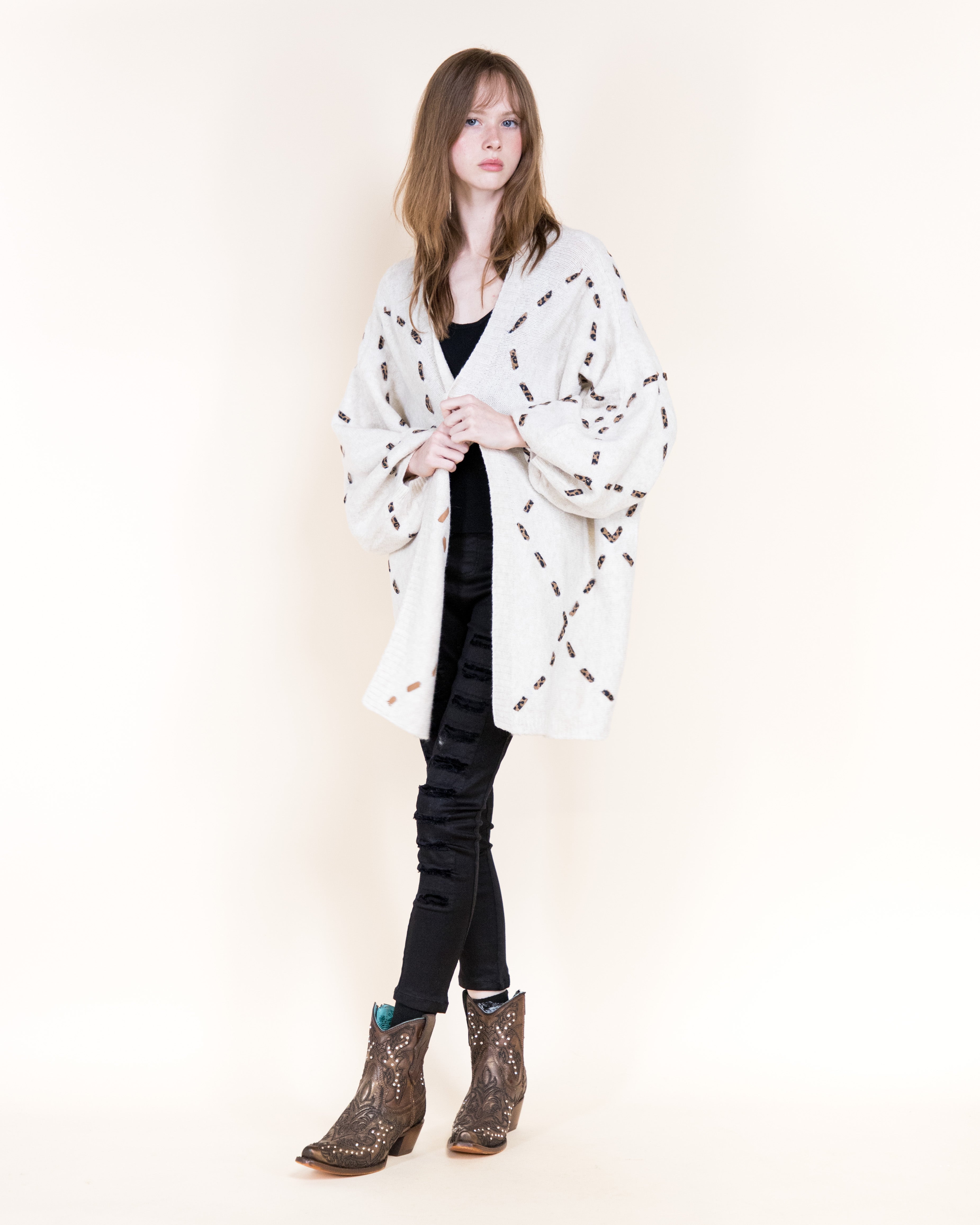 Velvety Ribbon Leopard Stitch Relaxed Cardigan-BEIGE (S/M, L/XL) (Pack of 6)