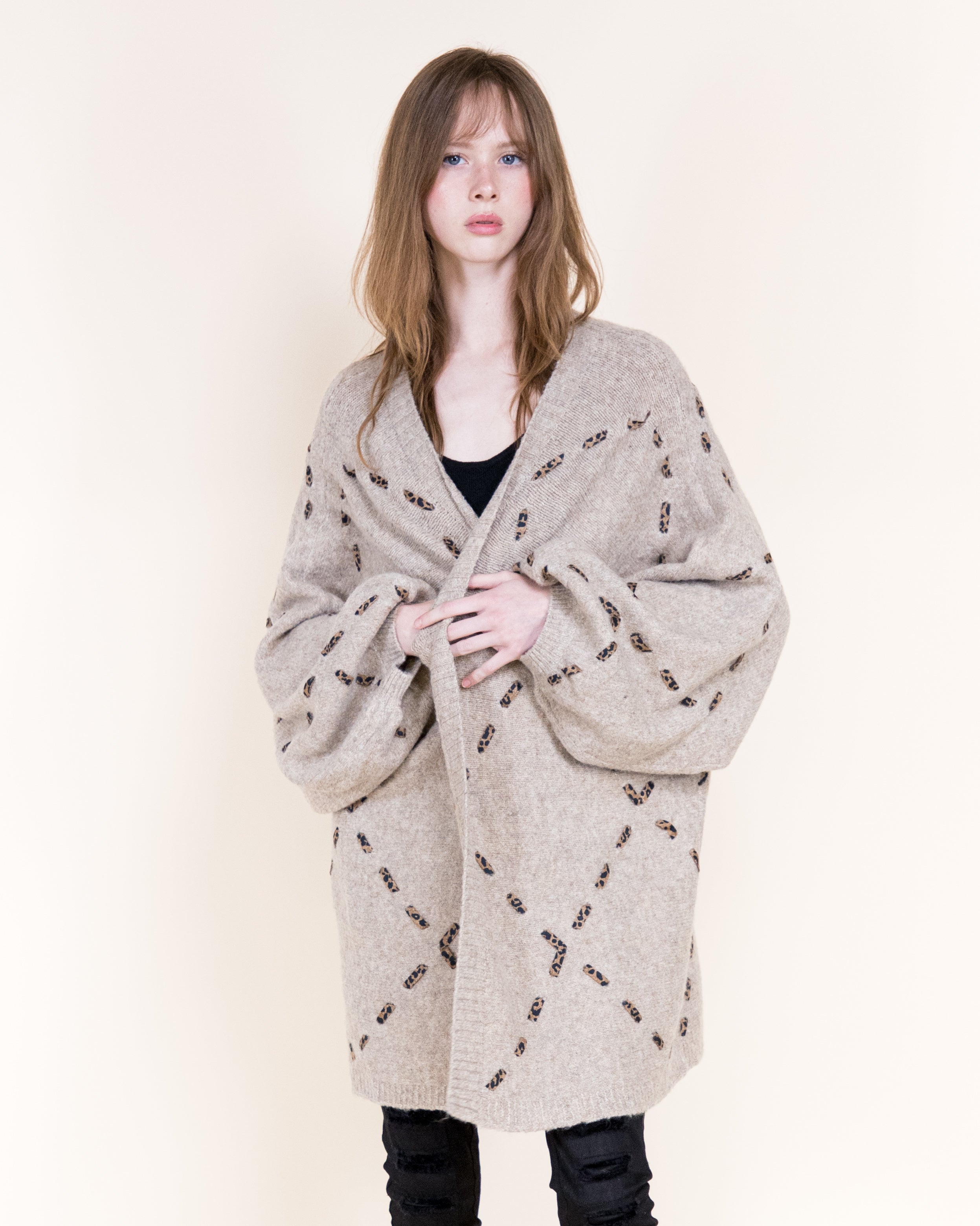 Velvety Ribbon Leopard Stitch Relaxed Cardigan-BEIGE (S/M, L/XL) (Pack of 6)