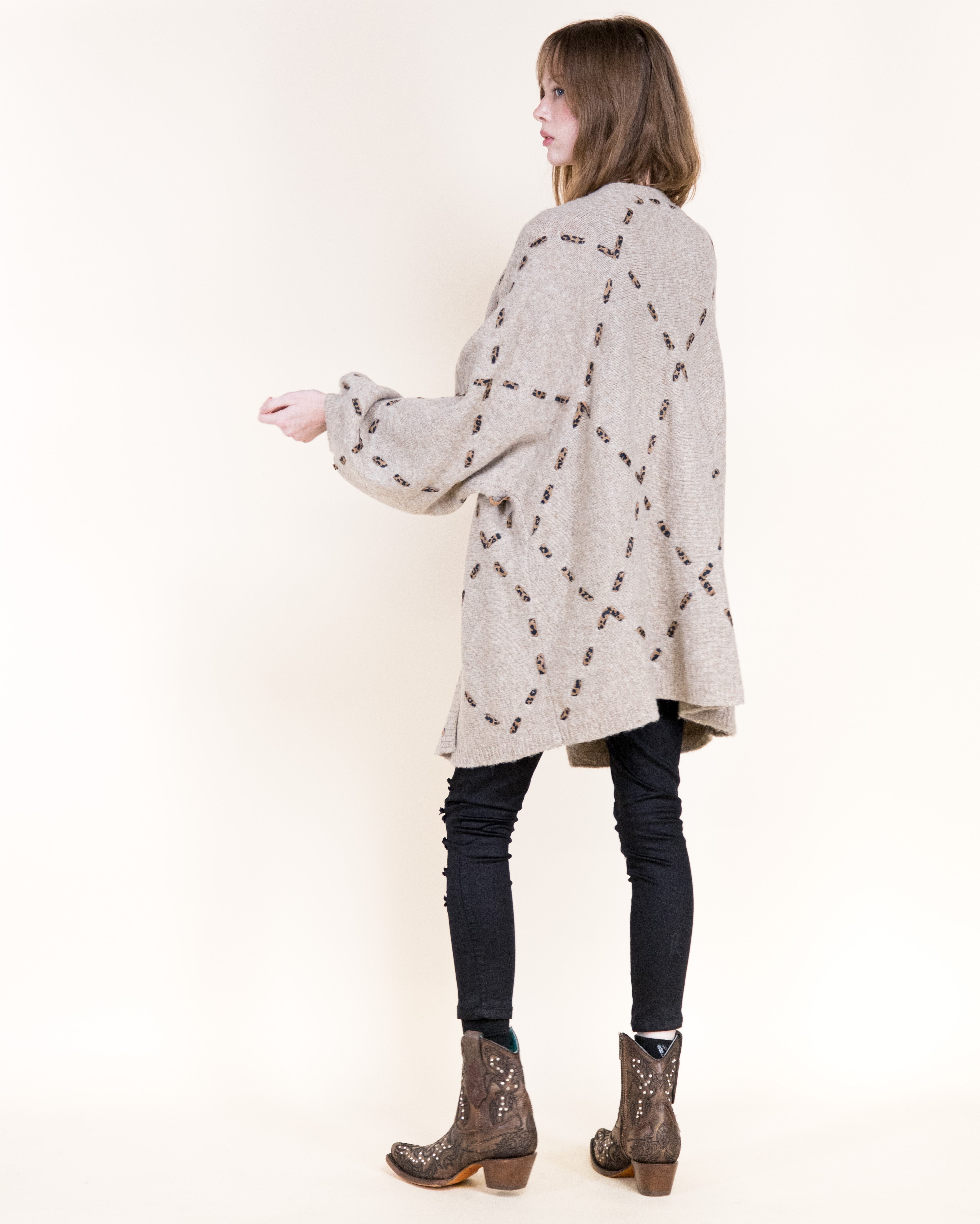 Velvety Ribbon Leopard Stitch Relaxed Cardigan-BEIGE (S/M, L/XL) (Pack of 6)