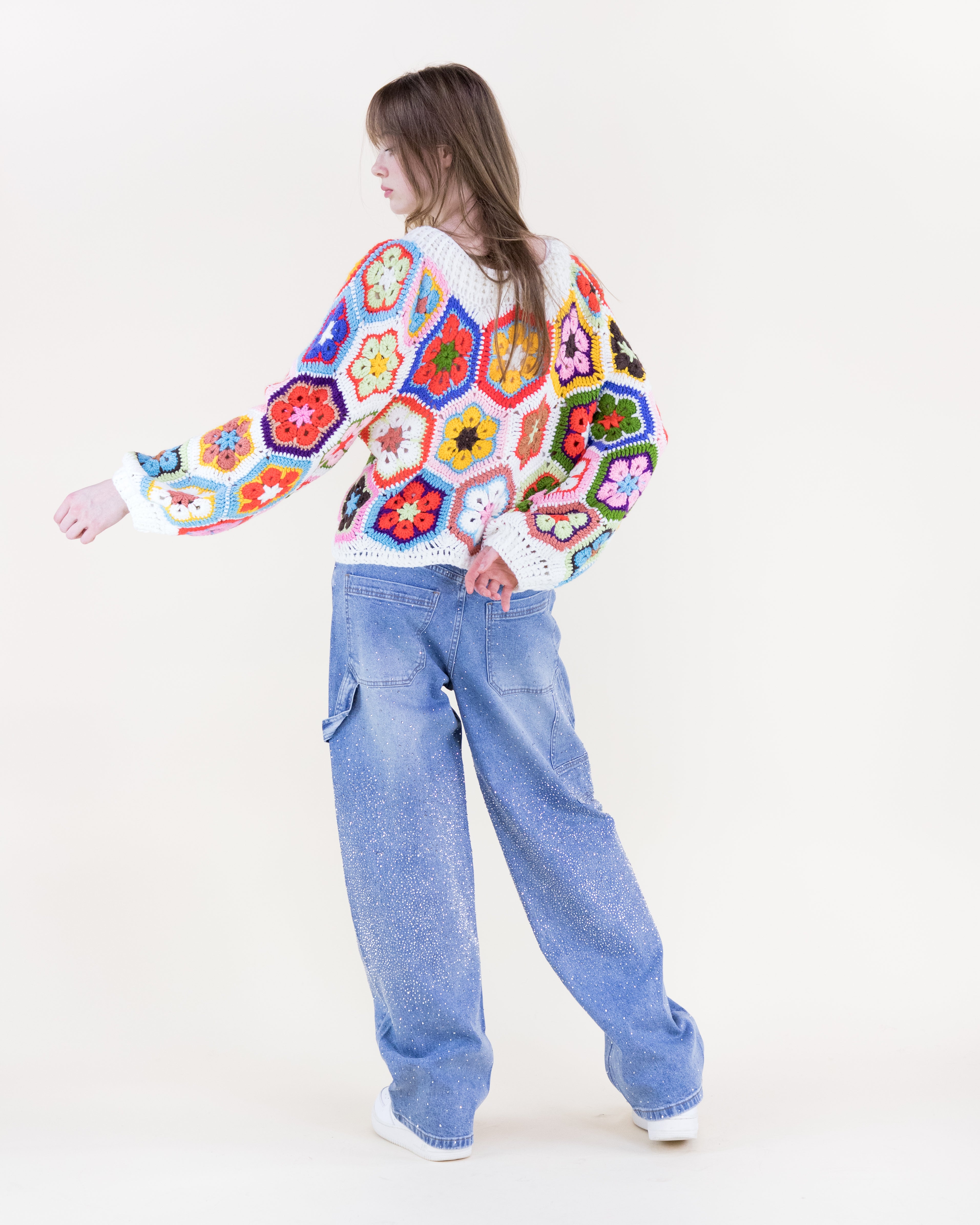 Flowerchild Handmade Chunky Knit Sweater - WHITE (S/M, L/XL) (Pack of 6)