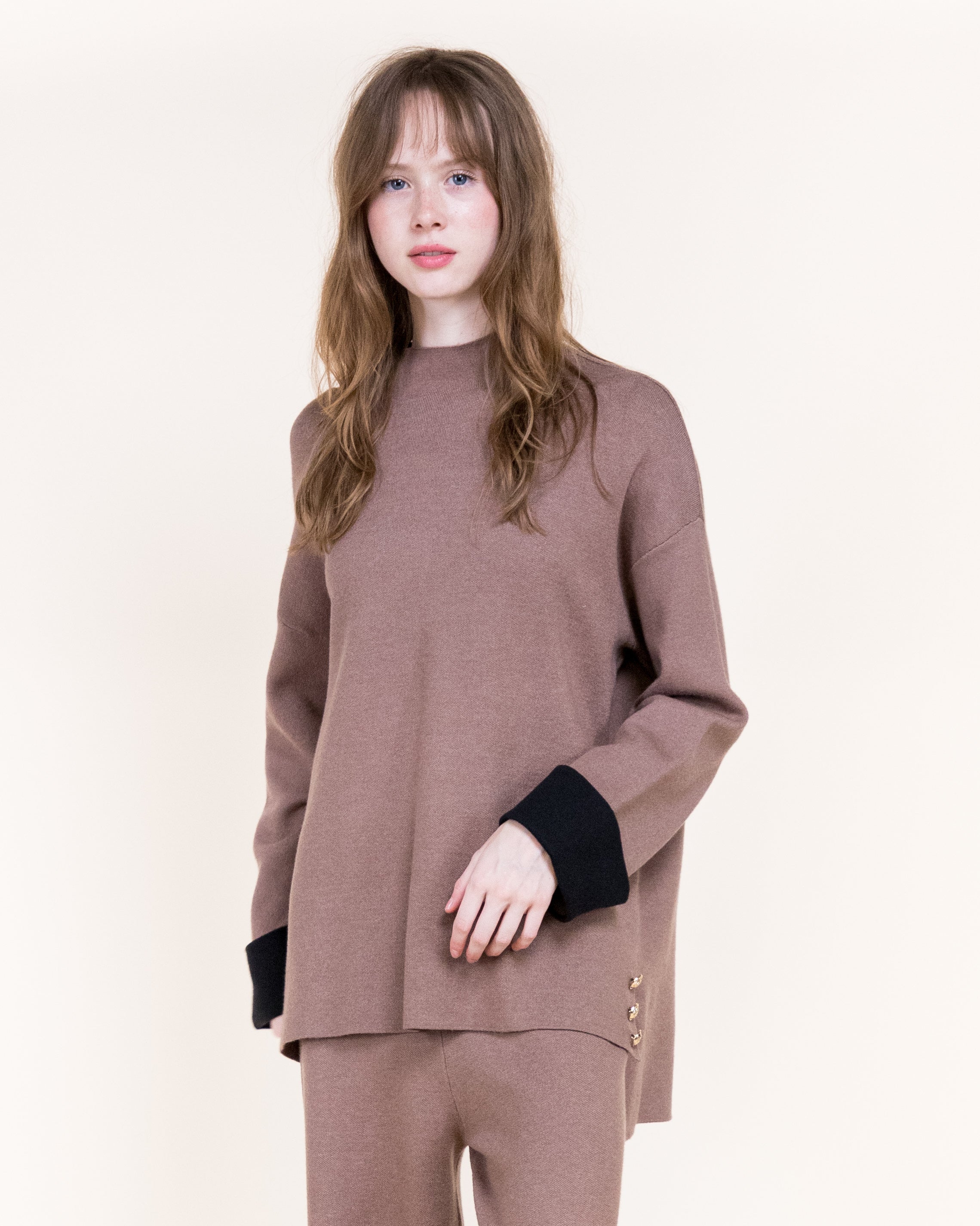 Atelier Button Detail Contrast Cuff Lounge Pullover Sweater- BROWN (S/M, L/XL) (Pack of 6)