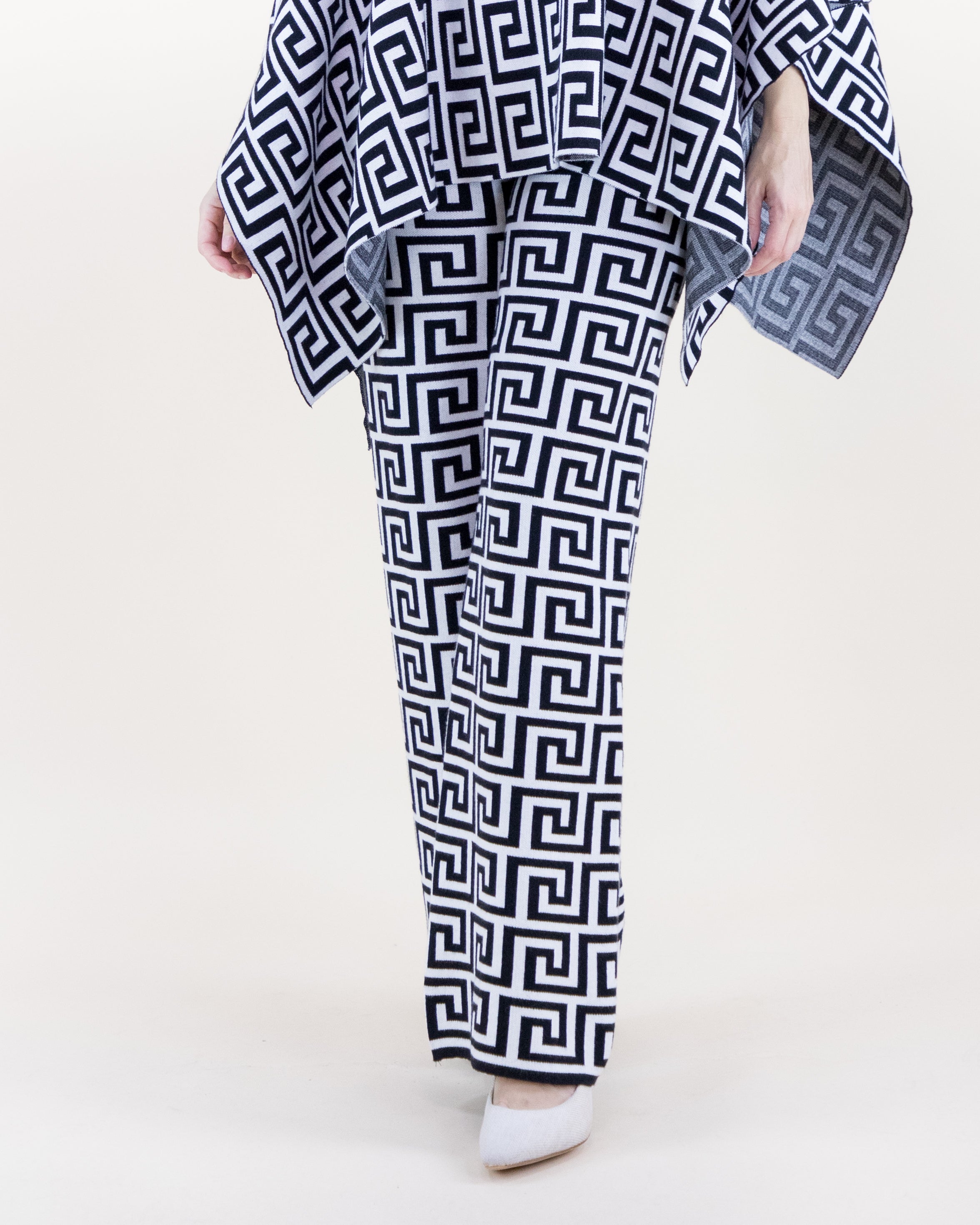 Greek Pattern High Waisted Wide Leg Pants - BLACK CAMEL (S/M, L/XL) (Pack of 6)