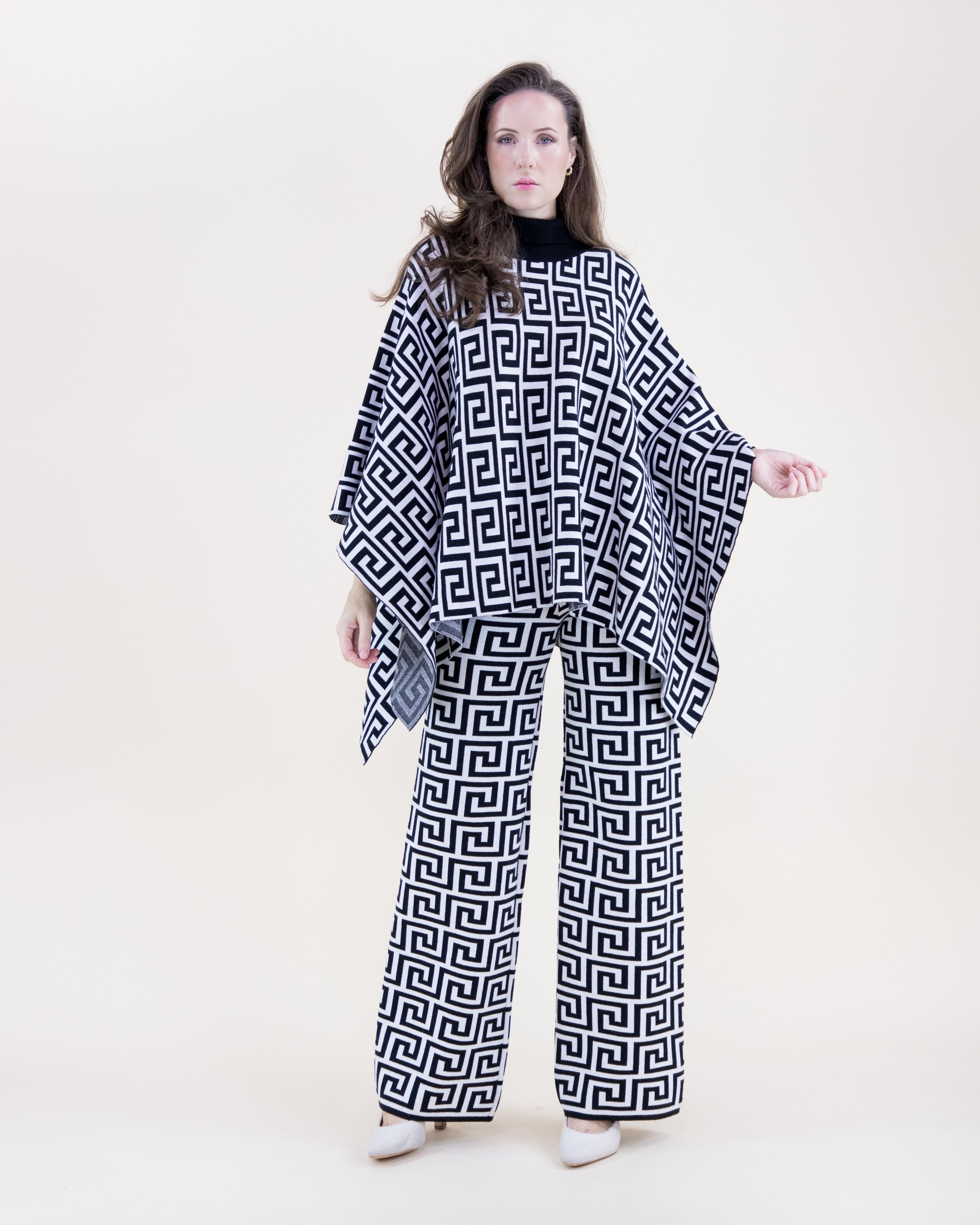 Greek Pattern Turtle Neck Poncho - BLACK WHITE (S/M, L/XL) (Pack of 6)
