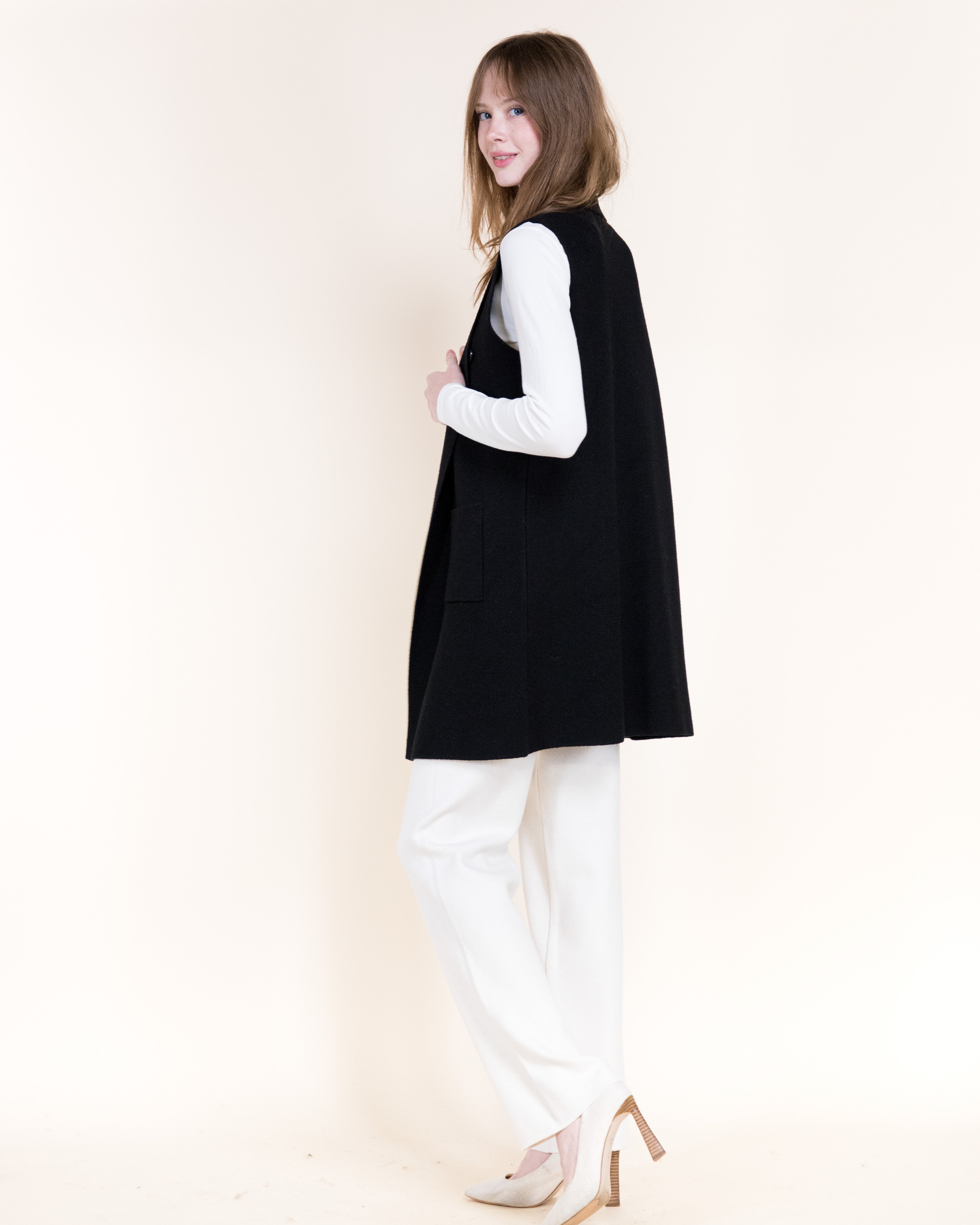 Tribeca Minimal Layering Front Buttons Knit Vest-BEIGE (S/M, L/XL) (Pack of 6)