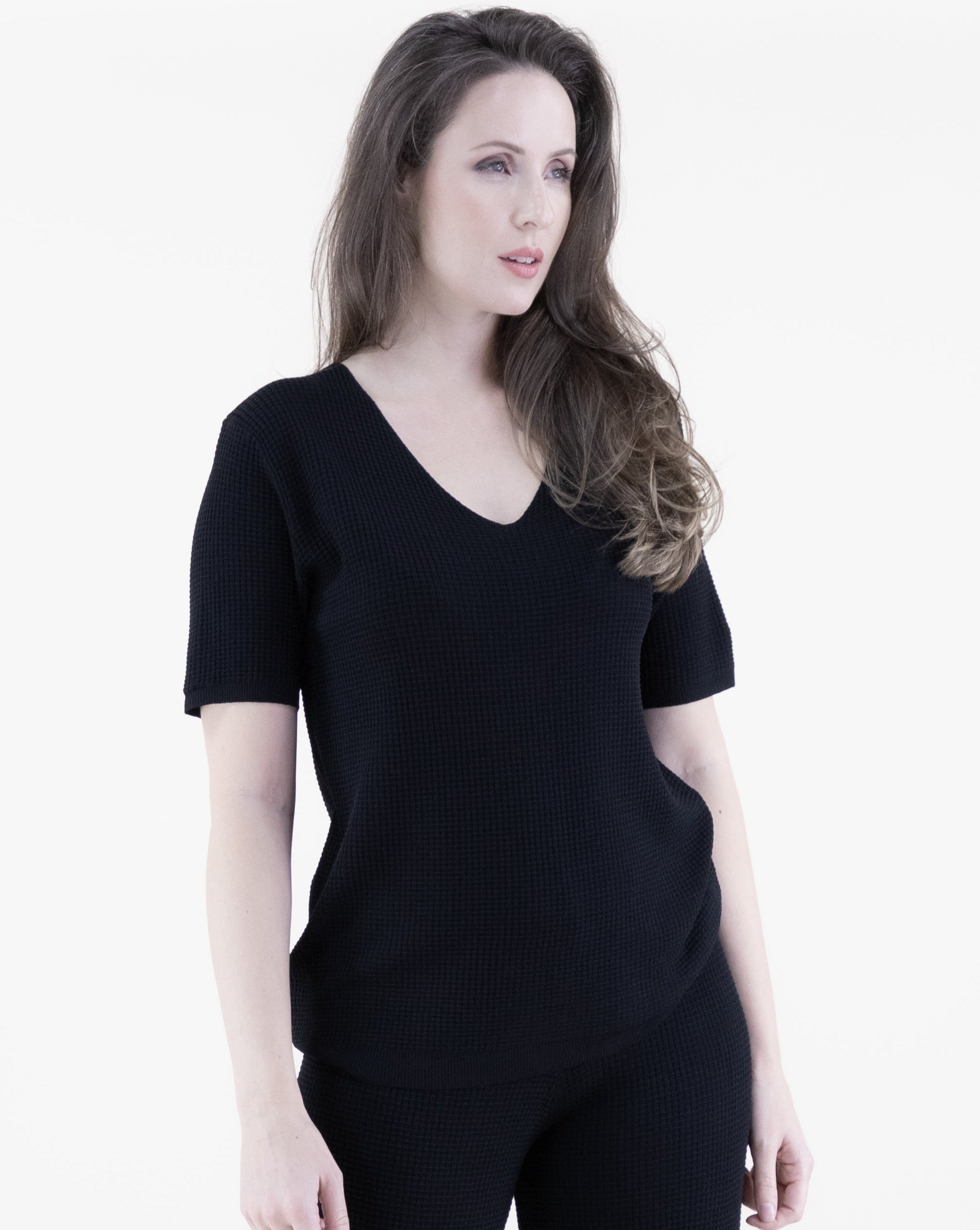 Neutral V-Neck Short Sleeve Waffle Stitch Knit Top - BLACK (S/M, L/XL) (Pack of 6)