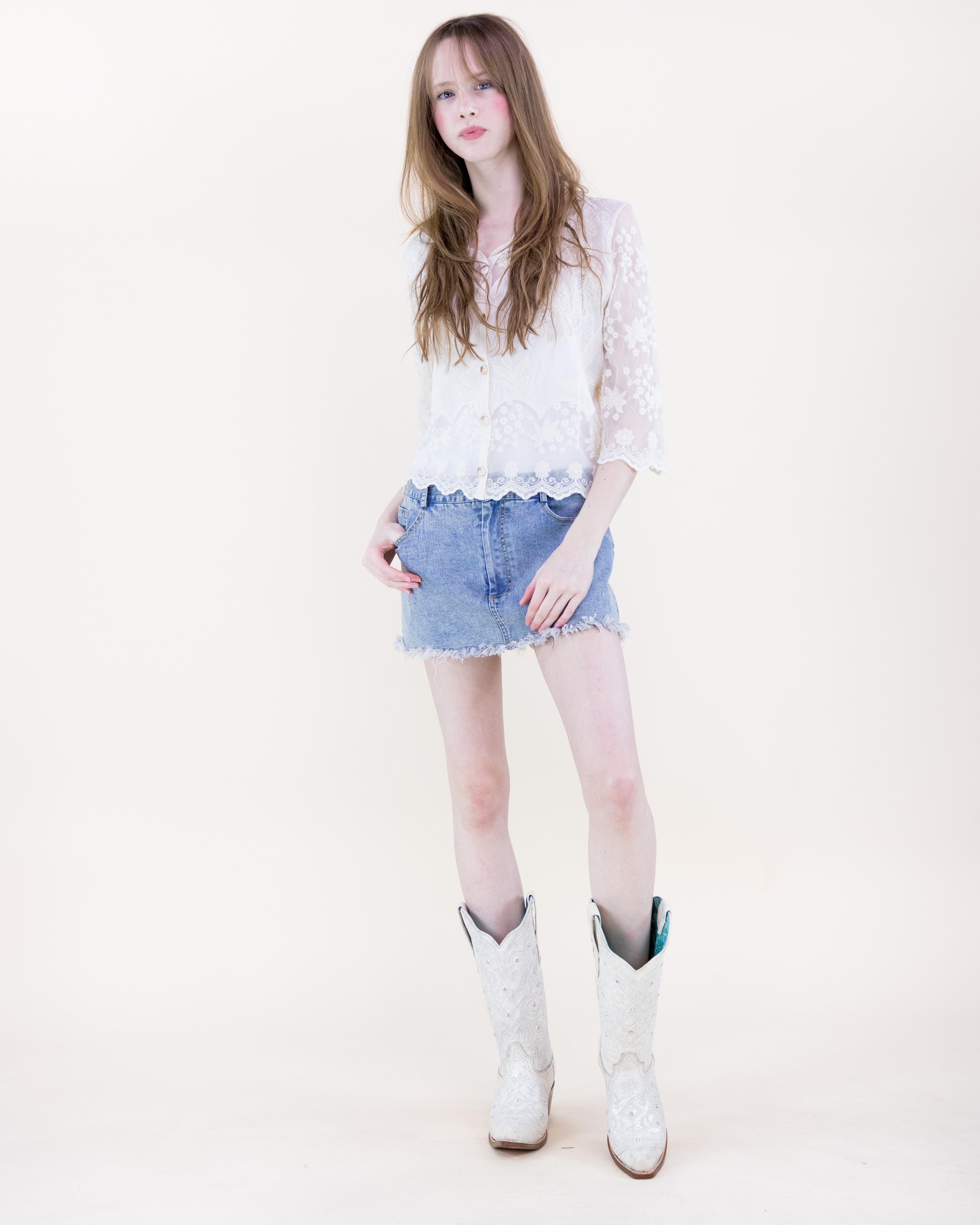 Riviera Bloom Sheer Lace Blouse - WHITE (S/M, L/XL) (Pack of 6)