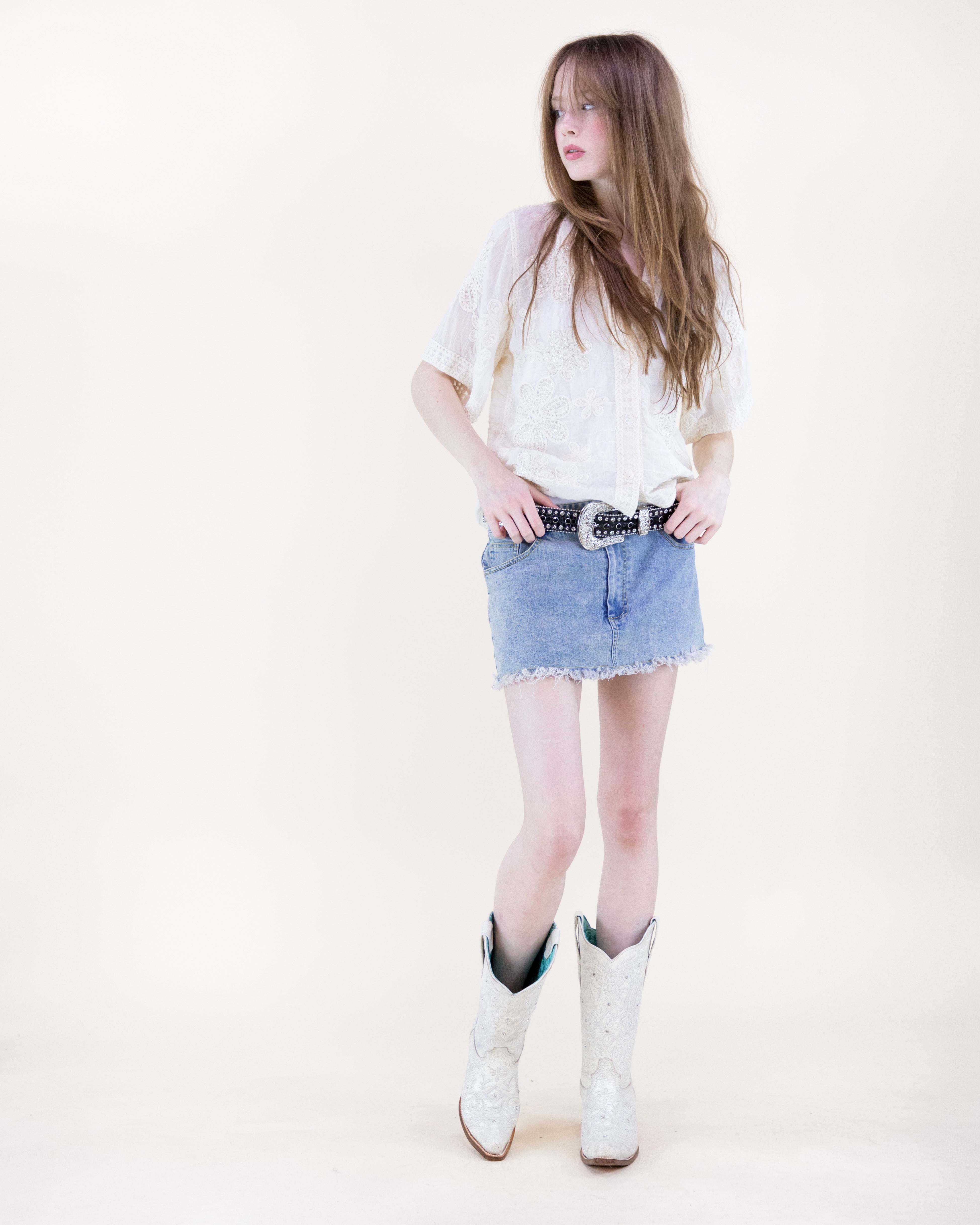 Garden Party Bead Embroidered Short Sleeve Shirt - WHITE (S/M, L/XL) (Pack of 6)